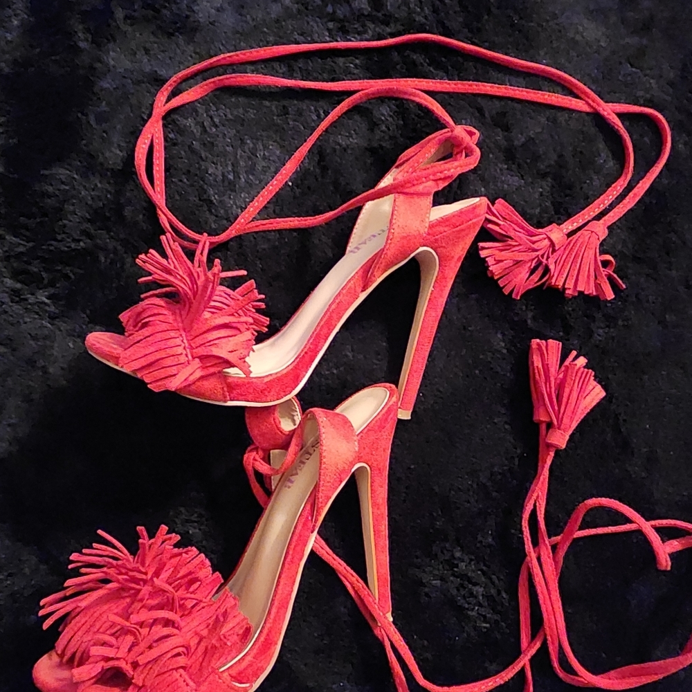 JustFab Red fringe heeled sandal, size (6)